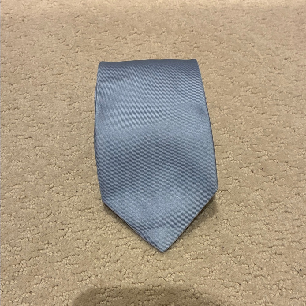 Hermes Elegant Blue Men's Silk Tie👝